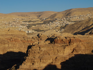 Petra; Raqmu - historic ruins of the ancient, rock city of the Nabatean Arabians. It is located in southwestern Jordan. It is also known as the rose-red city. UNESCO World Heritage list.
