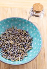 Lavendel getrocknete Blüten Close up, Gesunde Heilkräuter Homoöpathie