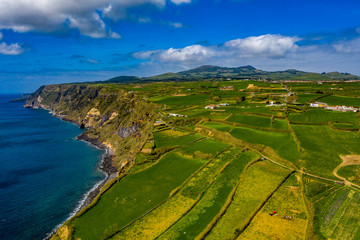 Fototapeta na wymiar São Miguel - Ponta Delgada Azoren aus der Luft