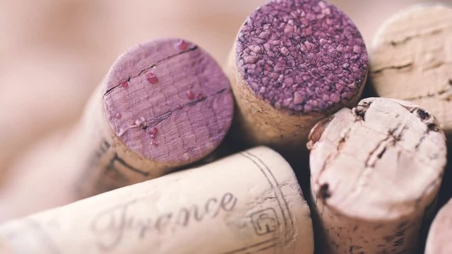 hintergrund aus wein und sekt korken video 