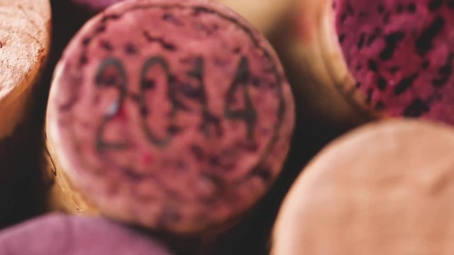 hintergrund aus wein und sekt korken video 