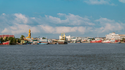 Many boats moored alongside the home, Fishing boats with blue sky