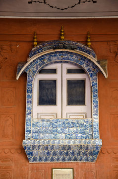 Marble window on the inner wall of Junagarh Fort, Bikaner, Rajasthan, India.