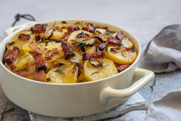 scalloped potatoes gratin