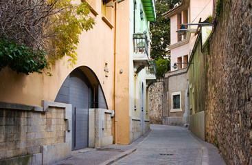 Fototapeta premium Narrow street in old town. Girona, Catalonia, Spain