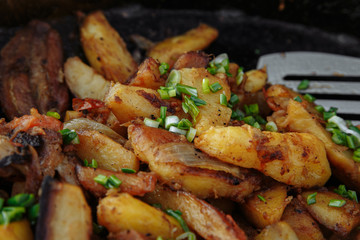 potatoes with onions