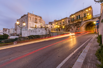 Lichtspuren in der Stadt, Italien