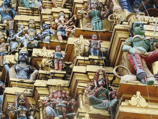 Hindu temple Muthumariamman Thevasthanam and its details on the island of Sri Lanka.