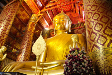 Big Golden Buddha Statue in Wat Phananchoeng, Ayutthaya, Thailand.