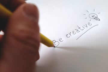 Kreativ sein, zeichnen mit Bleistift