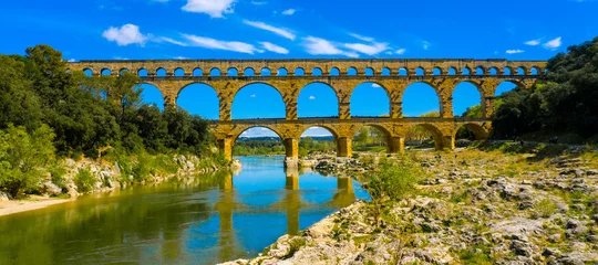 Keuken foto achterwand Pont du Gard famous bridge in france, pont du gard