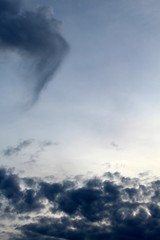 Fototapeta na wymiar nuvem escura depois da chuva