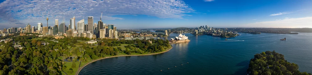 Poster Uniek panoramisch uitzicht op de prachtige stad Sydney, Australië © Michael Evans