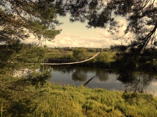Подвесной мост через р. Быстрица. Кировская обл.
