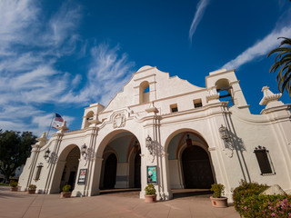 Fototapeta premium Exterior view of the San Gabriel Mission Playhouse
