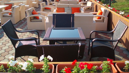 empty tables in a restaurant