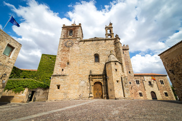 Casares miasto w Hiszpanii w prowincji Estremadura