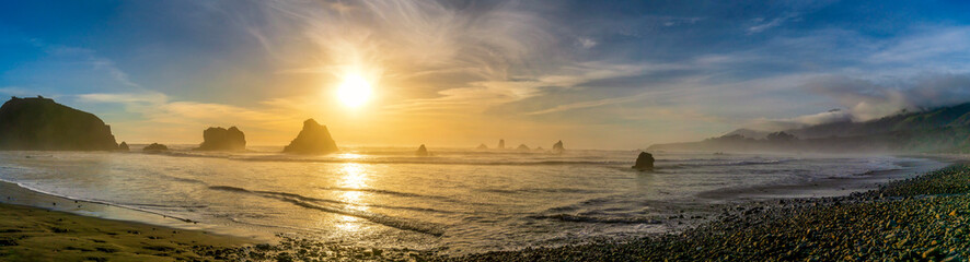 Fototapeta na wymiar Yellow Sunset at Beach, panorama