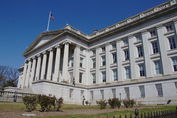 Fototapeta na wymiar White House angled view from rear