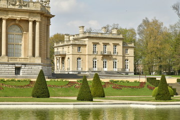 L'une des dépendances du Musée National de l'Afrique Centrale à l'entrée principale du parc de Tervuren à l'est de Bruxelles 