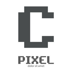 Logotipo letra C mayúscula en pixels en color gris