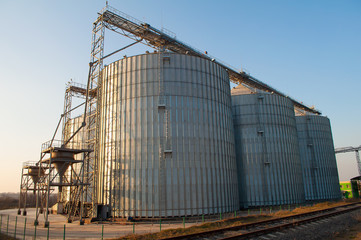 Industrial grain storage, elevators for technological processing and preservation of grain crops