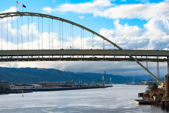 Panorama of Willamette river in Portland, Oregon