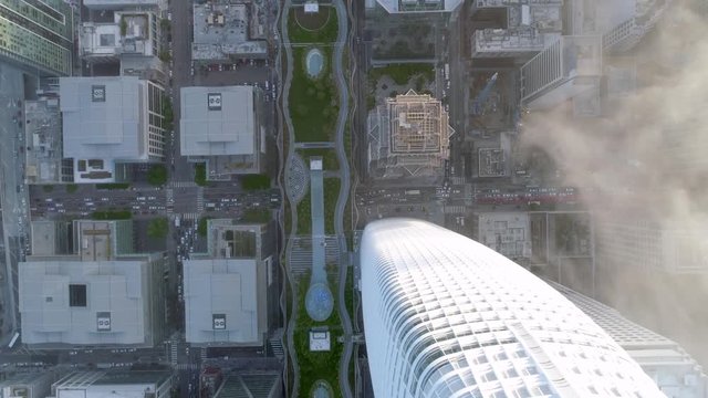 SAN FRANCISCO, CA, USA. Slow motion aerial 4K view of the San Francisco&rsquo;s financial district. Natural light and foggy airflow over the crowded streets of San Francisco.
