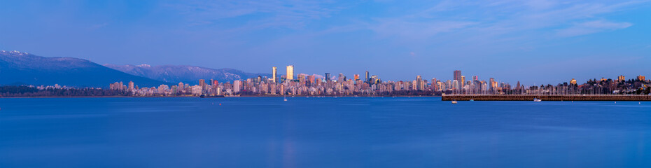 vancouver skyline at night