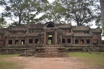 temple in angkor cambodia