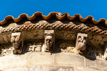 Corbels in the cornice of the apse of a Romanesque church © jjfarq