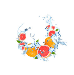 Obraz na płótnie Canvas Water splash with grapefruits isolated on white background. 