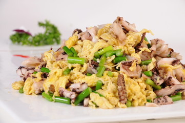 salad with chicken and vegetables