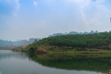 Fototapeta na wymiar Landscape view of mountains and lake