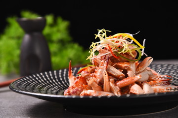 salad with shrimps