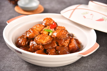chicken with sauce
