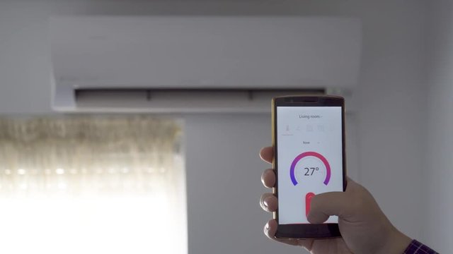 Air condition control through smartphone app