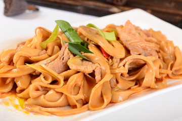 pasta with tomato sauce and basil