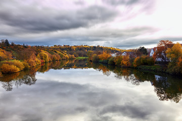 Obraz premium Autumn landscape in a rural area
