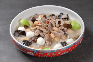 bowl of mushroom soup