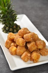 fried chicken nuggets with tomato sauce