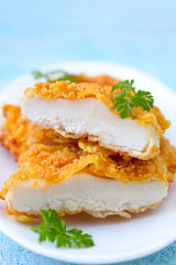 Hähnchenbrust in Cornflakes-Kruste	