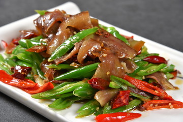 salad with chicken and vegetables