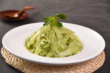 pasta with pesto