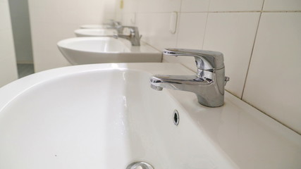 Fototapeta premium 14689_The_white_sink_inside_the_restroom.jpg