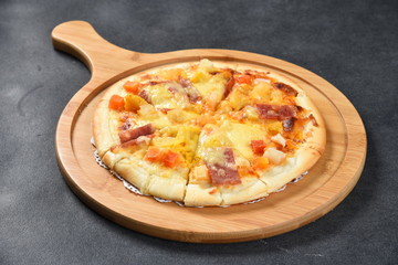pizza with mushrooms and cheese