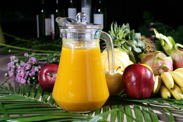 juice and fresh fruits