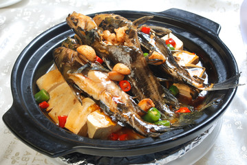 frying pan with vegetables