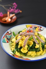 salad with chicken and vegetables