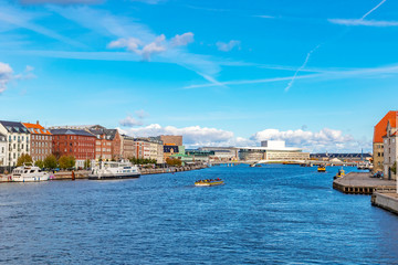 Fototapeta premium Old scandinavian buildings in Copenhagen hardor